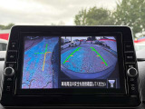 ナビのOPTボタンを二回押すことで運転席からの死角もカバーできます