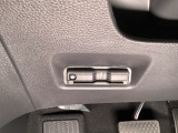 ビルトインタイプの【ETC】で見た目もスッキリ。高速道路の利用にとても便利です。