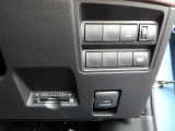 トヨタ認定中古車保証付!(1年間、距離無制限 HV車はHV保証付) 別途延長保証もご用意しております♪ ぜひ現車を確認にご来店ください