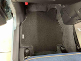 【もしも】の時のために自動車保険だけではなく、JAFのご説明もさせて頂いております。保険は「クルマ」、JAFは「人」にかかるものです。保険+JAFでさらに安心です。