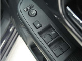 ◆パワーウィンドウスイッチ◆運転席から全席の窓の開閉操作を行うことが出来いつでも換気ができます!