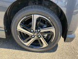 納車前にはプロのメカニックが点検、整備を行いますので安心してお乗り頂けます!!