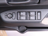 その他にお車ご購入に関して、気になる点やご不明な点がございましたら、『見積依頼』ボタン、もしくは無料ダイヤルより各店舗へお問合せください。