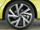 メーカー直営認定中古車 1オーナ 禁煙車 IQLEDライト 純正ナビ ブルートゥース接続 カープレイアンドロイドオート対応 デジタルコックピット アダプティブクルーズ スマートキースペア有 リヤオートゲート