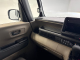 よく使うものは運転席のすぐ近くに置いておきたいですよね。