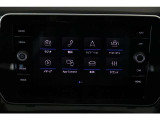 純正ナビ Discover Pro を装備、USB、Bluetoothも対応しております。