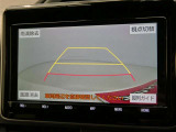 バックガイドモニターで、後方を確認しながら安心して駐車することができます。運転初心者も熟練者も必須の機能ですよ!
