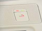 「SOSコール」が付いています。交通事故や急病などの緊急時に、専門のオペーレーターが消防司令センターや警察に迅速に連絡し、緊急車両の手配をサポートします。