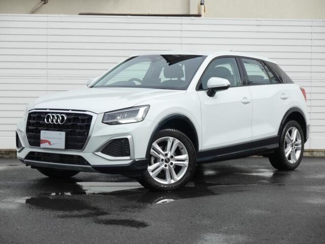 Q2 35 TFSI アドバンスド 