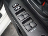 ◆パワーウィンドウスイッチ◆運転席から全席の窓の開閉操作を行うことが出来いつでも換気ができます!
