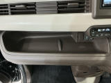 豊富に在庫を取り揃えています。 軽自動車からミニバン、セダン、SUV、話題のハイブリッド車などなど続々入荷中です!