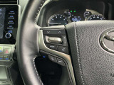 ステアリングスイッチ装備!運転しながら手元でオーディオの操作などができます。