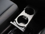 左右独立温度コントロールフルオートエアコン!運転席、助手席それぞれ独立して温度設定が可能です。