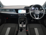 運転に必要な情報をメーター内に集約し、ドライバーの安全で快適な運転に寄与するアウディバーチャルコックピット。