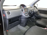見通しのよいすっきりとした視界で、誰でも運転しやすいです。運転のしやすさは疲れにくさにも繋がりますよ♪