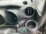安全・安心な走行のために、納車前にダイハツのクルマを知り尽くしたエキスパートが基本性能に関わる機能や状態を徹底的に点検。消耗部品の交換など法定12ヶ月点検相当の点検・整備を実施しております。