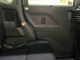 車検整備付の車両は、当社サービス工場で車検実施後にお客様へ納車を致します。国家資格を持つサービススタッフが、しっかり車検・整備致しますので、ご安心してお使い頂けます。