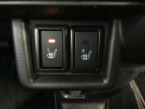 シートヒーター付きで寒い朝もあったかです。