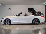 【拘りのFR】BMWが多く採用するFR車。ダイレクトでスポーティな加速感・シャープなハンドリングを実現。縦置きエンジンレイアウトにより、フラットで上質な乗り味です。
