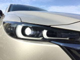 LEDヘッドランプ装備・消費電力が少なく明るいので夜間走行も安心して運転出来ます。