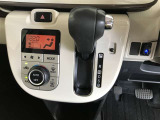 オートエアコン☆設定温度による自動調整により快適な室内空間