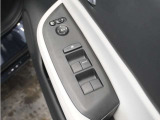 ◆パワーウィンドウスイッチ◆運転席から全席の窓の開閉操作を行うことが出来いつでも換気ができます!
