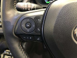 【ステアリングスイッチ】左です。ハンドルから手を離さず、運転に集中したまま手元でオーディオ操作等ができます。
