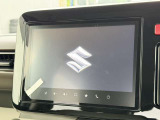 【メーカー純正ナビ】インテリアに溶け込むスタイリッシュな「専用設計」メーカーナビを装備♪視認性や操作性など基本性能にも優れ、より上質なカーライフをお楽しみいただけます。