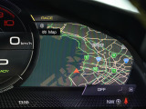 APPLE CAR PLAYを装着し、お手持ちのスマートフォンを繋いでナビや音楽アプリを直感的に操作いただけます。