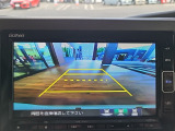 【バックカメラ(3モード)】視点を切り替えて後方を確認でき、駐車や車庫入れも安心です。