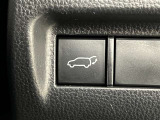 パワーバックドアは運転席からも開閉操作可能!