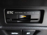 ビルトインETC インストルメントパネルのデザインにフィットするETCです。