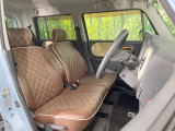 運転席シート廻りは使用感も少なく、良好な状態となっています。丁寧に使われていたことがよくわかりますね。