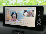 停車時にテレビ放送を視聴可能。移動時間もエンターテイメントとして活用できます。お子様連れのご家族にもおすすめです。