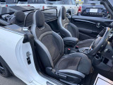 座り心地も言うこと無し。運転席に座った時のファーストインプレッションは「高級感」、遊び心もありながら、高級感も溢れるミニ。
