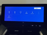 ディスプレイオーディオを装備。スマホとクルマをつなぐことで、これまでのナビに加えて、いろんなサービスが楽しめます。