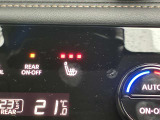 運転席用シートヒーター。3段階の調整機能付き。