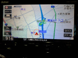 ナビゲーションを装備。多彩な機能で快適ドライブをアシスト。オーディオ機能も充実していますね。