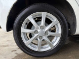 155/65R14ノーマルタイヤ装着車♪各種アルミホイールや、スタッドレスタイヤも取扱いしております。是非ご相談ください♪