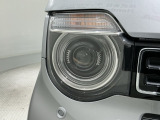 LEDヘッドライトは、点灯の瞬間から最大光量を発揮し、突然暗くなるトンネルなどでの安定感を高めます。
