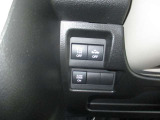 各種機能のボタンがあります。もちろん運転席からの操作も可能。スマートに使いこなしてください。