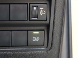 オートマチックハイビームを装備しております☆先行車や対向車のライトを認識し、ハイビームとロービームを自動で切り替える機能です!夜道の視界を確保してくれますので安心ですね♪