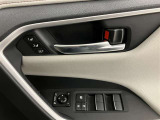 ボタン1つ自動で窓の開閉が可能です!空気の入れ替えも瞬時にできます!