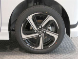 R8年式夏タイヤ165/55R15ダンロップ製です。
