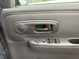 運転席窓操作部
