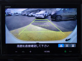 ◆【リアカメラ】が装着されています。リバースに入れるだけで映ります。後方の安全確認や、狭い駐車場での車庫入れ、雨の日や夜間など視界の悪い時に便利です。安全にバックする為には欠かせない装備です。