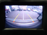 バックカメラガイド線付きなので運転に不安なお客様でもご安心くださいませ。