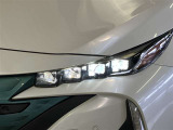 LEDヘッドライトです。デザイン性がよくとても明るいので、夜間の走行や悪天候でも安心です。しかも長寿命!