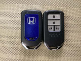 スマートキー付きですからドアロックの開閉およびエンジンスタートが楽々です。電動スライドドアの開け閉めもボタンで操作できます。スペアキーも同じものを用意しております。