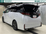 「中古車ハイブリッド保証」付き。ハイブリッド機構を無償で保証します。保証期間は、初度登録年月から10年目まで、またはロングラン保証が終わってから3年間。ただし累計走行距離が20万km以内です。
